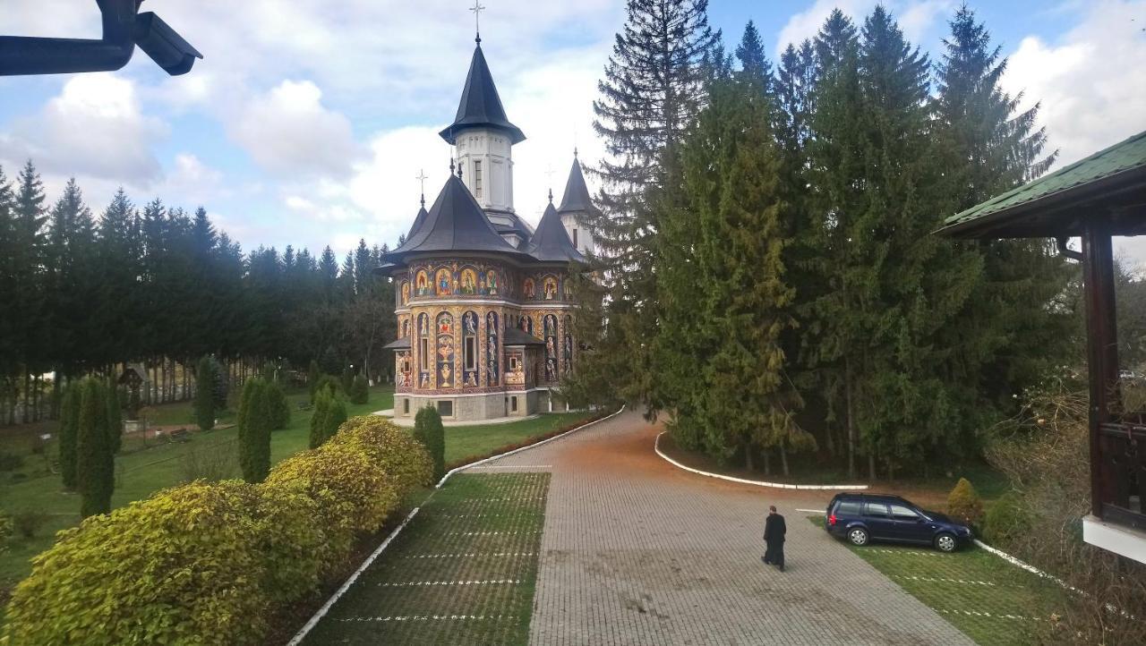 Penzion Casa "Ierusalim-Hozeva-Hozeva" Minastirea Neamt Exteriér fotografie